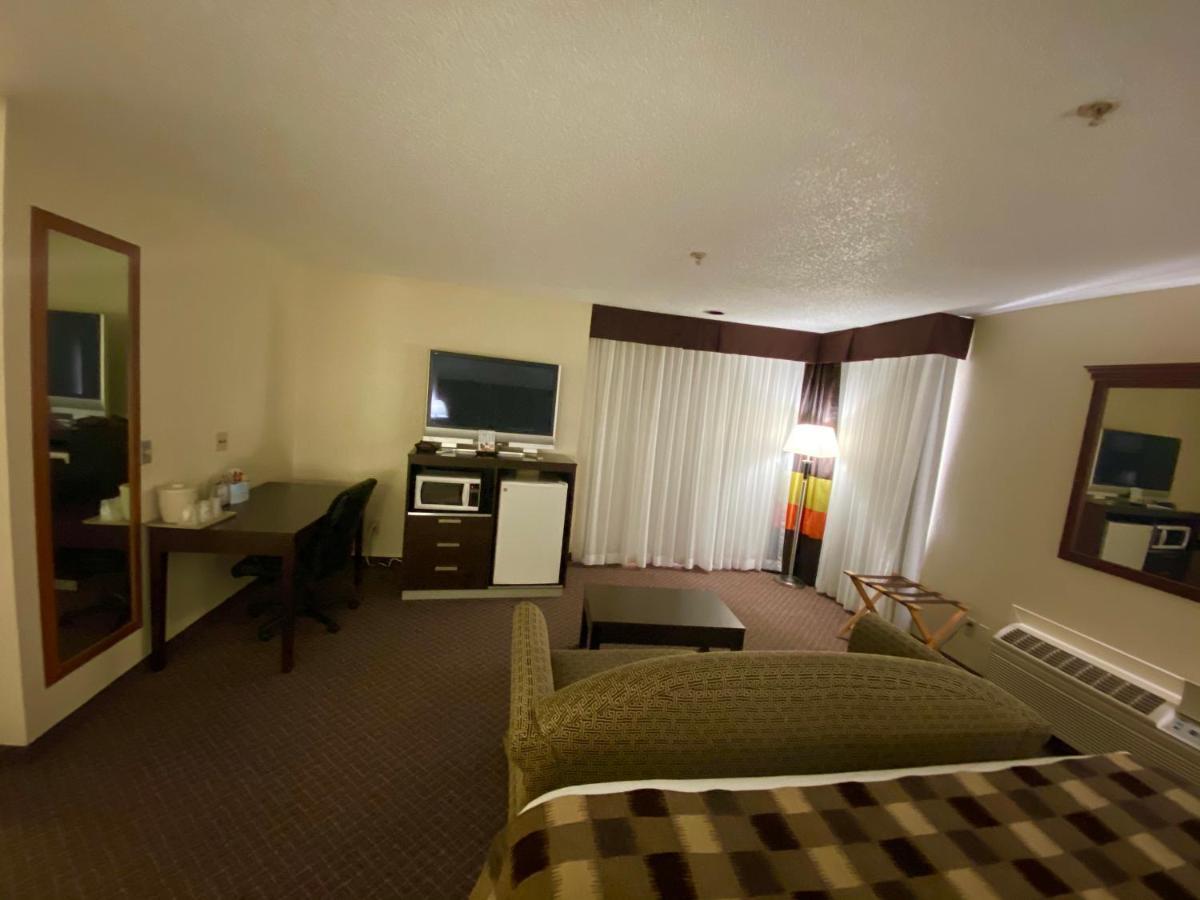 Baymont By Wyndham Smyrna Hotel Eksteriør billede